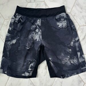 Lululemon Zeroed In Linerless Shorts 9”